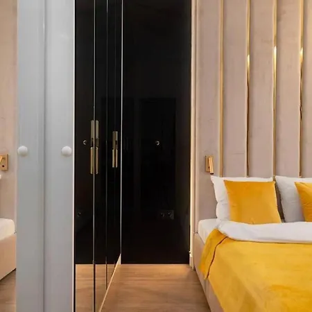 Urban Chic - Grzybowska 37 - Luxury Апартаменты Варшава