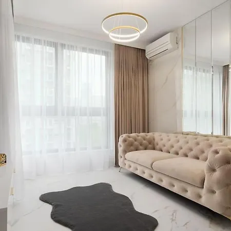 Urban Chic - Grzybowska 37 - Luxury