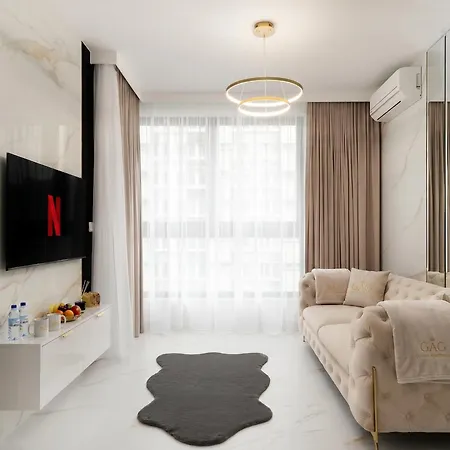 Urban Chic - Grzybowska 37 - Luxury Warschau
