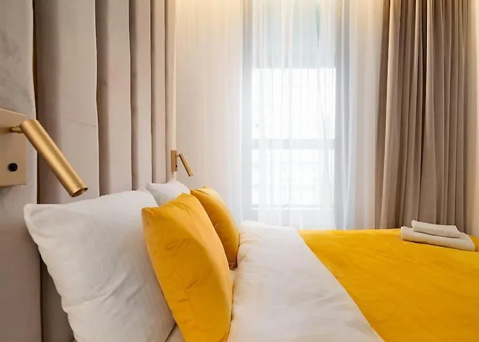 Urban Chic - Grzybowska 37 - Luxury Warszawa